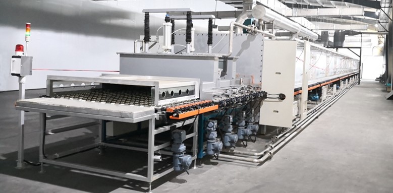 硅碳負極材料燒結輥道窯