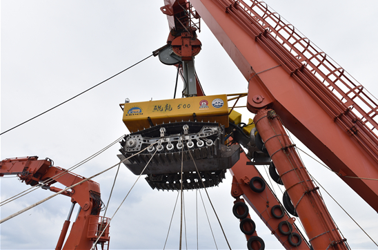 我國首次500米海底多金屬結(jié)核采集系統(tǒng)試驗紀(jì)實
